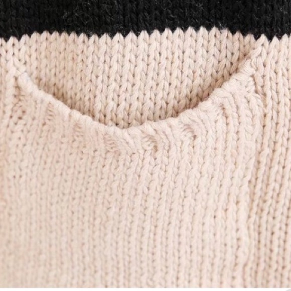 Colorblock Cardigan - Picture 10 of 11